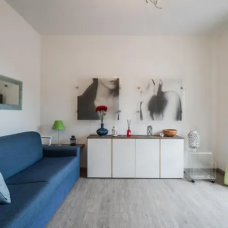 아파트 Center Near The Sea With Terrace Free Parking Ac Wifi *