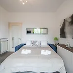 Center Near The Sea With Terrace Free Parking Ac Wifi *