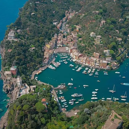 Apartment Center Near The Sea With Terrace Free Parking Ac Wifi Rapallo