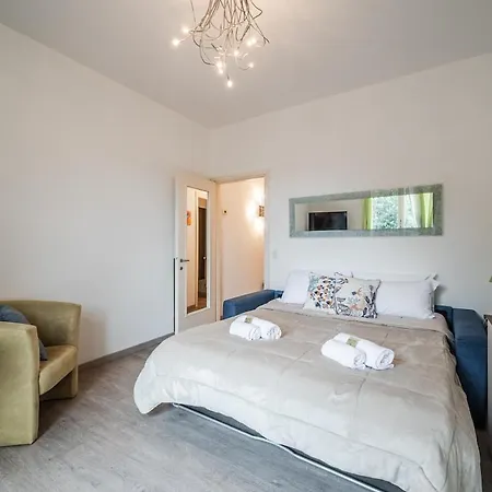 Center Near The Sea With Terrace Free Parking Ac Wifi